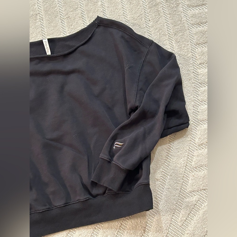 Fabletics Year Round Terry Off Shoulder Sweatshirt in Black - M - Picture 5 of 12